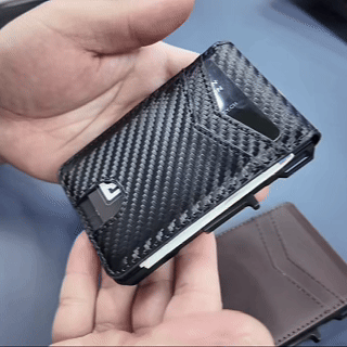 Vortanik MagVault® Minimalist Wallet - Maximum Capacity. Minimal Footprint.